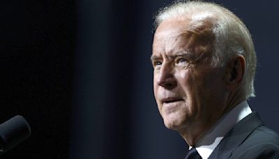 Cómo el terremoto político por la renuncia de Biden a la candidatura demócrata cambia radicalmente la carrera por la presidencia