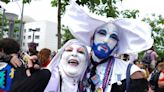 Dodgers apologize and invite Sisters of Perpetual Indulgence to Pride Night