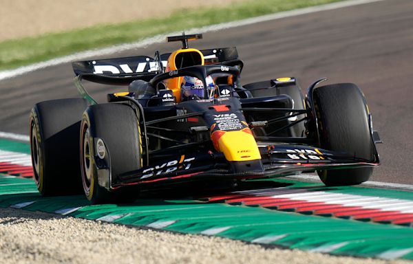 Max Verstappen angrily reacts to being obstructed by Lewis Hamilton at Imola