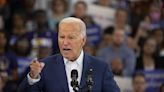Biden aponta lapsos de memória de Trump e chama rival de 'estuprador' e 'criminoso' em comício no Michigan