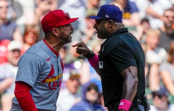 Cardinals manager Oliver Marmol, bench coach Daniel Descalso ejected from series finale with Brewers