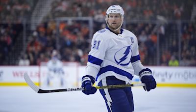 What’s in store for Stamkos? Lightning GM says re-signing ‘a top priority’