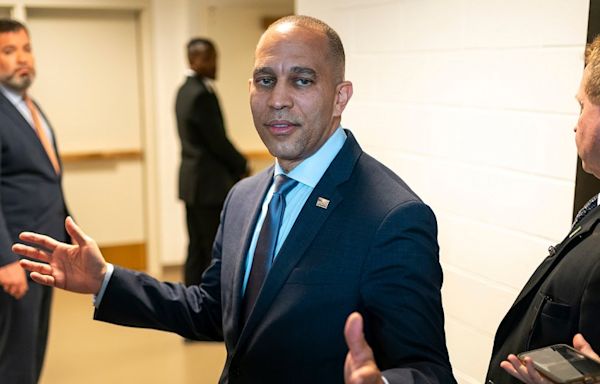 Hakeem Jeffries defends Biden saying his son Hunter ‘has done nothing wrong’