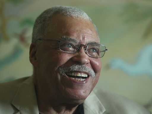 James Earl Jones, Distinguished Actor and Voice of Darth Vader, Dies at 93