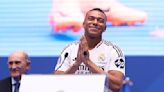 Managing Madrid Podcast: LIVE FROM BERNABEU: Mbappe’s Presentation WIth Alex Kirkland