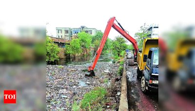 Ghaziabad Municipal Corporation (GMC) Prepares for Monsoons with Drain Cleaning and Pump Installation | Ghaziabad News - Times of India