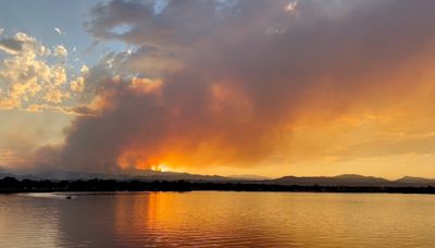 Western wildfires latest: 1 dead in new Colorado blaze as containment expanded on huge California fire