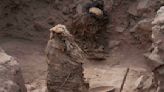 Hallan cinco momias preincas en una colina de Lima que estaba hasta hace meses cubierta de basura