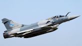Macron señala que Francia proporcionará a Ucrania aviones de combate Mirage para defenderse de Rusia