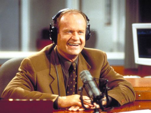 Kelsey Grammer got emotional when 'Frasier' returned to Seattle for Season 2 episode