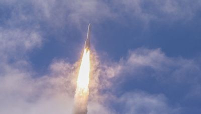 Europe's new Ariane 6 rocket launches on long-awaited debut mission (video)