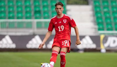 Bristol City academy product given chance to impress for Bishop's Cleeve against Cheltenham Town