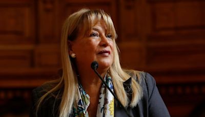 Ministros de la Suprema estudian abrir investigación disciplinaria contra Vivanco tras revelación de chats con Hermosilla - La Tercera