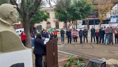 Los periodistas del sur-sur celebraron su día en plaza San Martín de Venado Tuerto