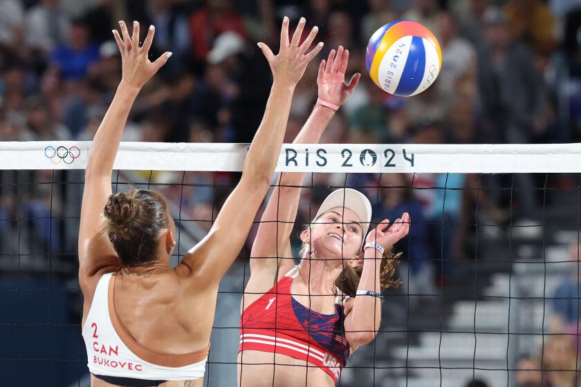 Humbled U.S. Olympic beach volleyball stars eye redemption at Manhattan Beach Open