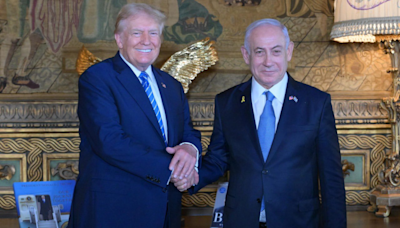 Bandage-Free Trump Shows Ear Injury To Netanyahu At Mar-a-Lago Meeting