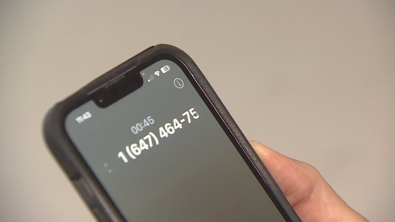 Poor cell coverage could be dangerous, says Charlottetown woman