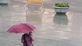 高雄大雷雨轟炸15區大雨等級 市府成立豪雨應變中心擴大三級開設