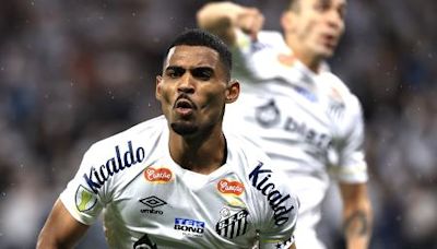 Mercado: Santos bate recorde por zagueiro, e Corinthians não terá uruguaio