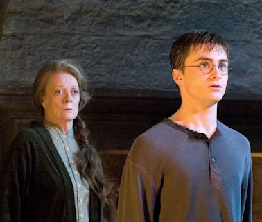 ...Daniel Radcliffe Pays Tribute to Maggie Smith: ‘Harry Potter’ Co-Star Was ‘A Fierce Intellect’ With a ‘Gloriously...