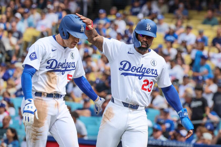 Hernández: Dodgers are winning again, but who's convinced this team will win in October?