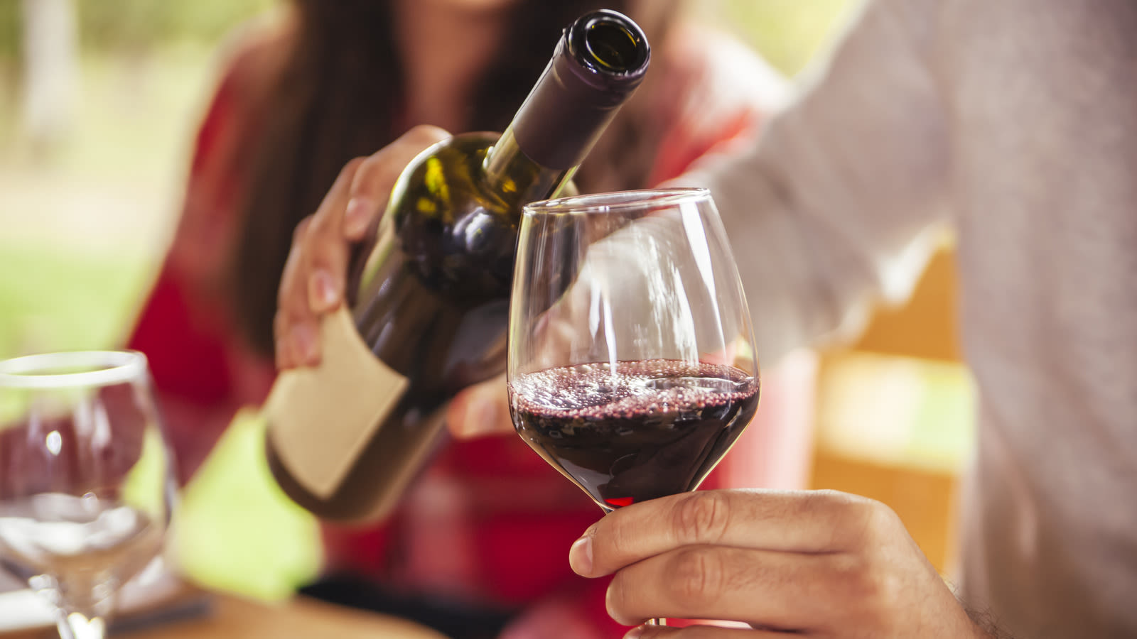 The Wine Tasting Mistakes That Make You Look Like A Total Amateur