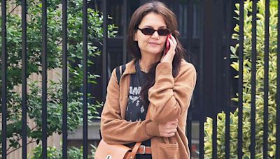 Katie Holmes Topped Off Her Spring-Ready Outfit with the Fuss-Free Bag Style Hollywood Can’t Stop Wearing