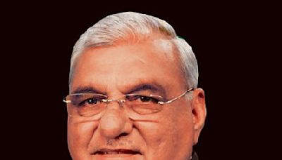 Congress riding wave of change: Bhupinder Singh Hooda - The Tribune