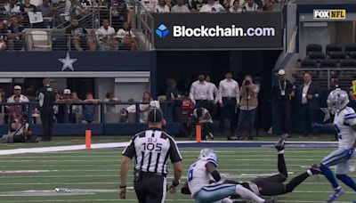 Donovan Wilson capitalizes off Carr's tipped pass for INT