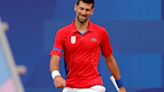 Djokovic sueña con el oro: venció a Tsitsipas y pasó a semis de los Juegos Olímpicos