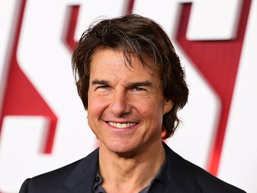 See Tom Cruise in a rare photo with both his adult children, Bella and Connor