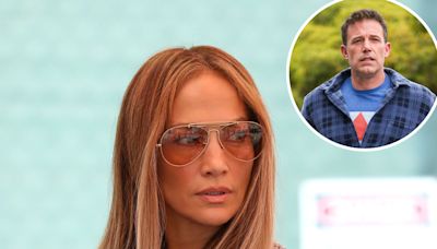 Jennifer Lopez Having ‘Worst Year of Her Life’ Amid Ben Affleck Divorce: ‘She’s Been in Tears’