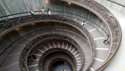 Vatican Museums staff start unprecedented legal action over labour conditions