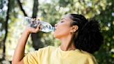 Pourquoi l'eau officielle distribuée aux athlètes lors des JO n'est pas d'origine française, mais belge ?