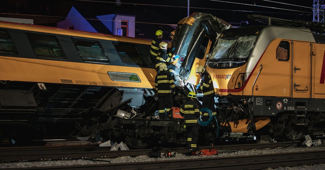 Train Crash in Czech Republic Kills 4 and Injures More Than 20