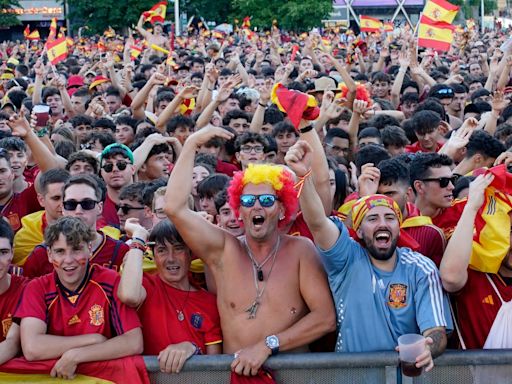 Spain fans celebrate Euros victory in London’s Trafalgar Square