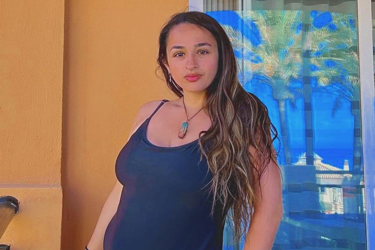 Jazz Jennings Responds to Body Shamers Who Claim She 'Doesn't Love Her Body' As a Transgender Activist