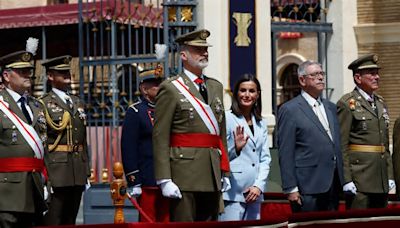 Felipe VI vuelve a jurar bandera 40 años después con la Princesa Leonor como alumna cadete