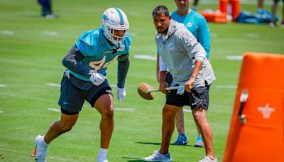The disconnect on Robinson pick and why the Dolphins may have a point. And Chop nuggets