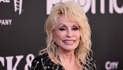 Dolly Parton Announces Broadway Musical Based on Her Life