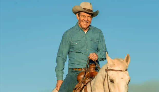 Box office: Dennis Quaid’s ‘Reagan’ opens in top 5 while other new Labor Day movies bomb