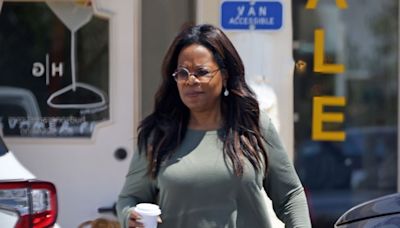 Oprah Winfrey, 70, debuts impressive 40-lb weight loss in leggings at gym