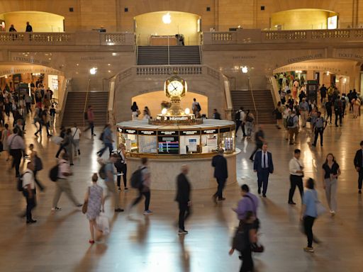 4 new restaurants are set to open in Grand Central Terminal this year