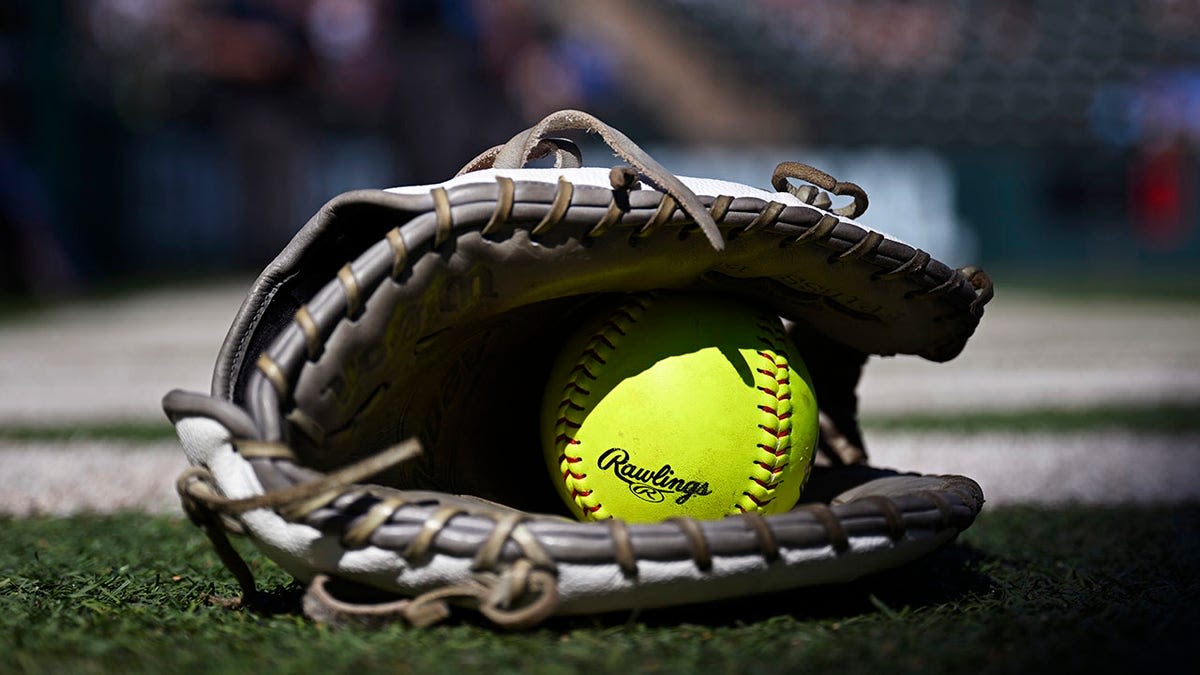 New Jersey Little League softball coach upset about decision to end state title game: 'Gut-wrenching'