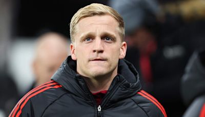 Donny van de Beek 'trying to enjoy himself again' after Man Utd troubles