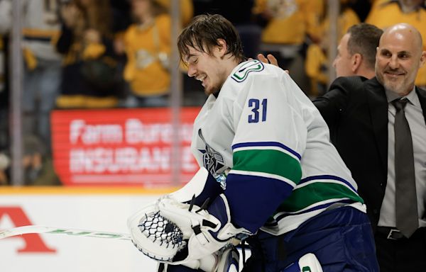 Vancouver Goes Crazy After Arturs Silovs Pulls Off Miracle