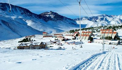 La nieve reavivó la esperanza y la expectativa de ocupación hotelera es de hasta 85% para el finde XXL en Mendoza | Sociedad