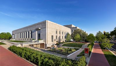 Folger Shakespeare Library reopens after $81.5 million renovation, housing literary treasure trove - WTOP News