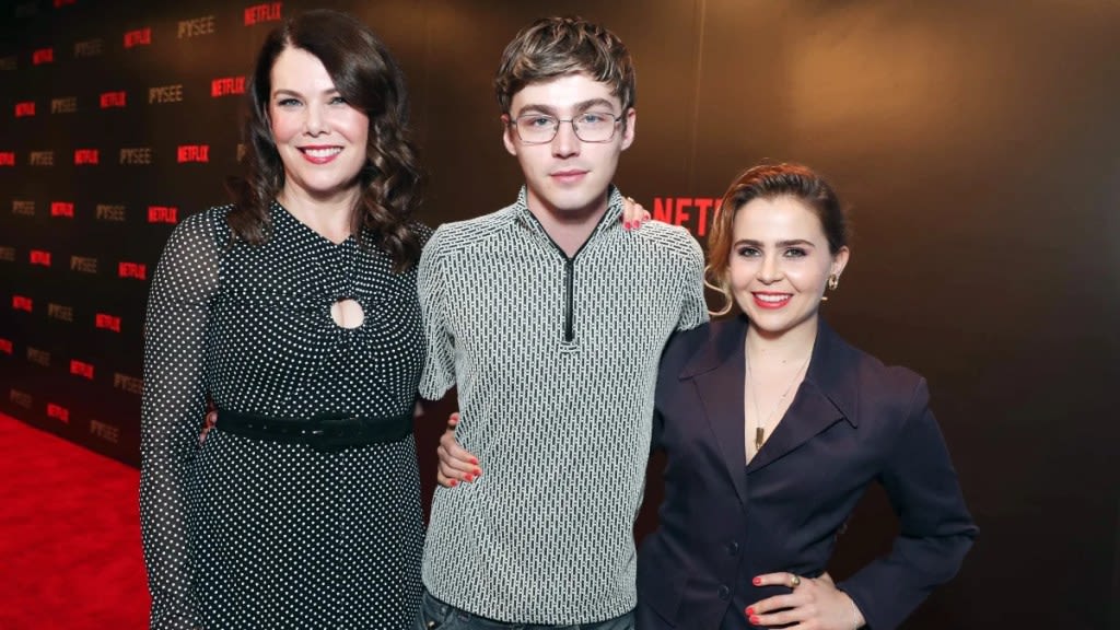 Mae Whitman Announces Pregnancy Alongside ‘Parenthood’ Costars Lauren Graham and Miles Heizer