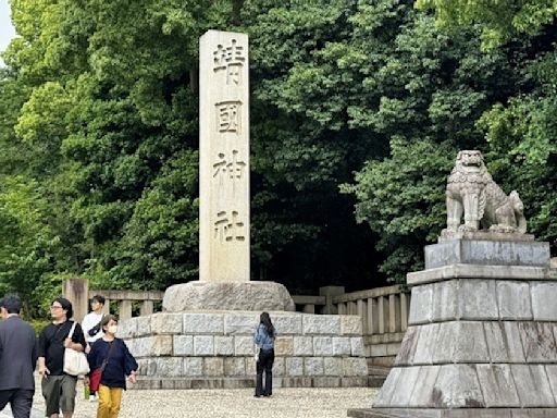 中國網紅在靖國神社撒尿塗鴉、已離境返中，官方呼籲理性表達訴求，高金素梅舊案被翻出 - TNL The News Lens 關鍵評論網